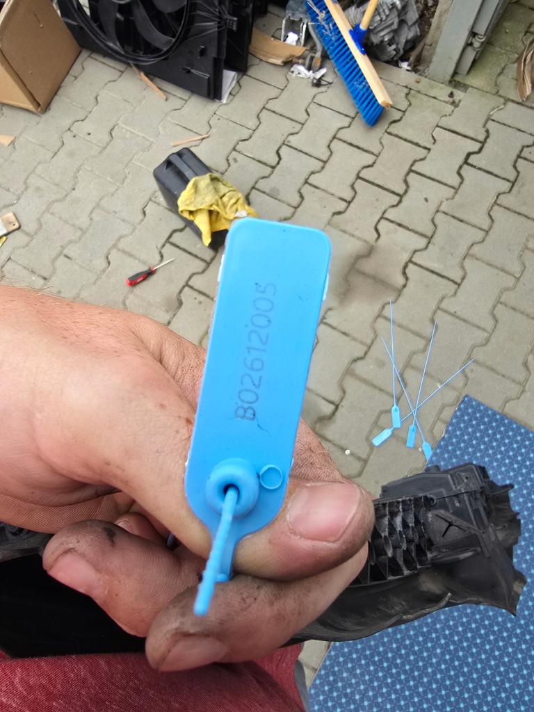 фото №7, Шторка żauzja усилитель pas bmw x5 g05