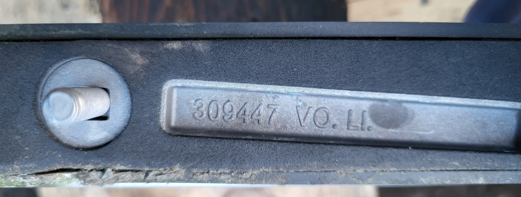 Купити Рейлінги дахові хром правий ліве vw touran 2 5ta 2015r.- оригінал