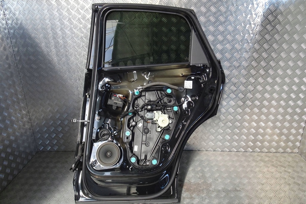 фото №5, Audi q4 e-tron - двері задні праве