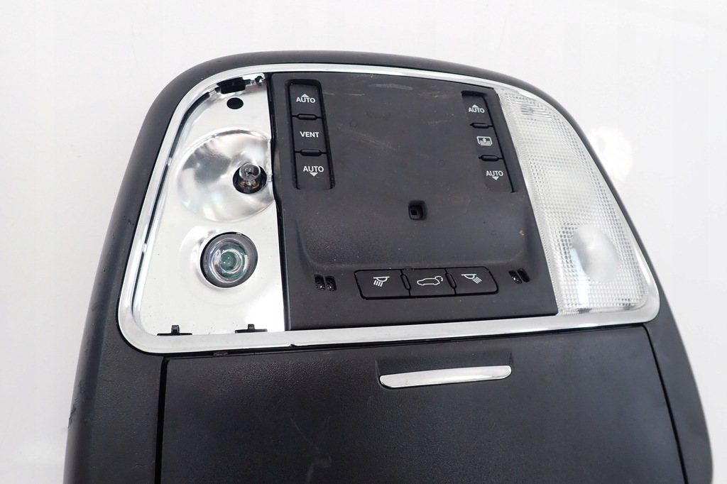 фото №7, Jeep grand cherooke wk2 лампа потолочный 2115256