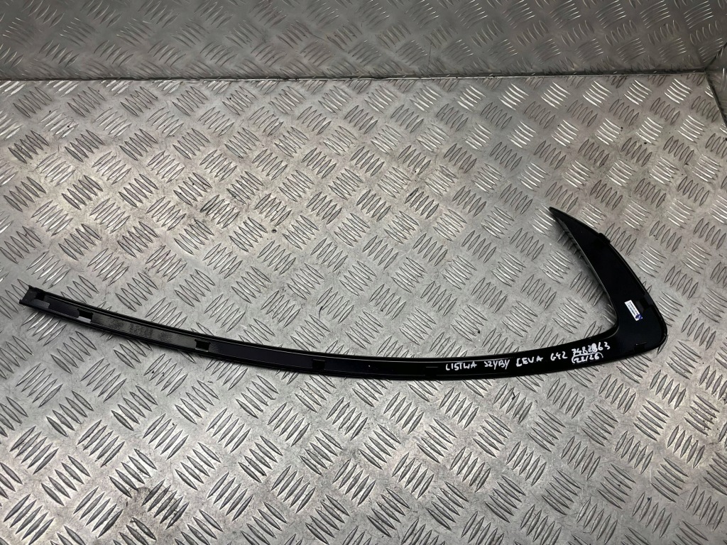 Bmw оригинальный номер 7482863 2' g42 молдинг защита стекло левый задний Киев