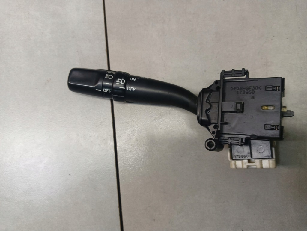 фото №1, Рычаг света toyota camry v 2.4 173650