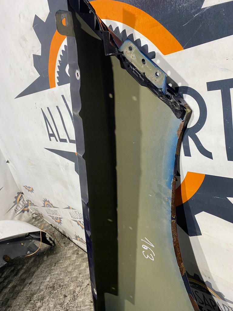 Крыло  левое  перед передний pb8 dodge charger 2015- с Разборки