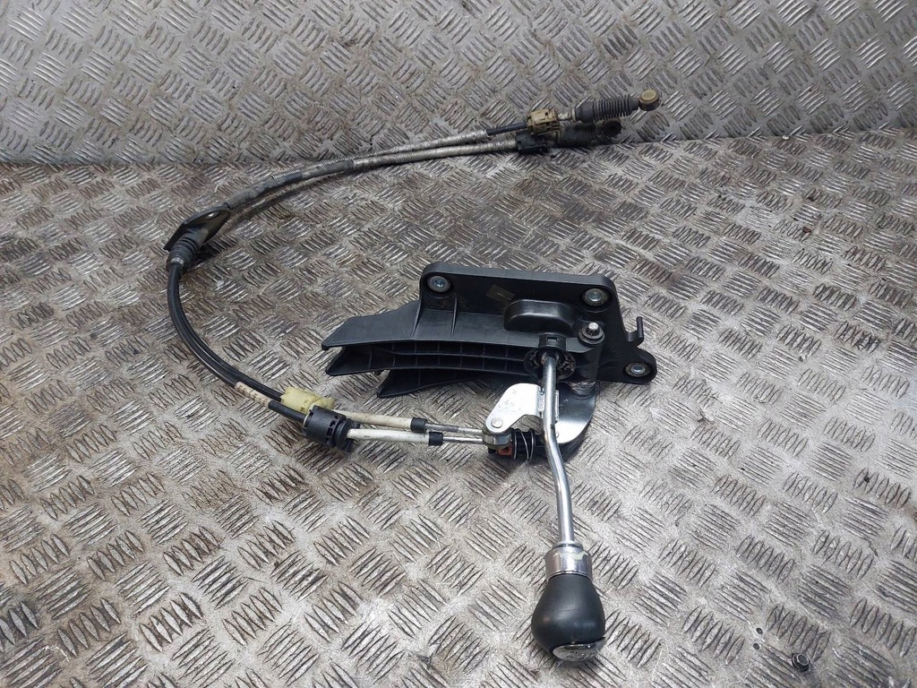 фото №1, Домкрат переключения передач + тросы mazda 3 i