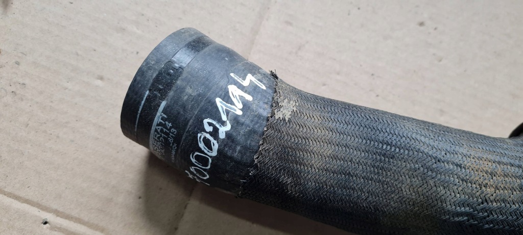 Maserati quattroporte vi шланг пабтрубок  шланг интеркулер 3.8 v8 670002114 в Украине