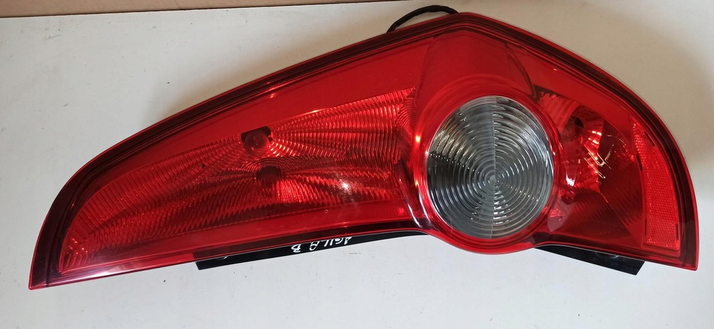 фото №8, Лампа задня права + ліва opel agila b 08-14 oem
