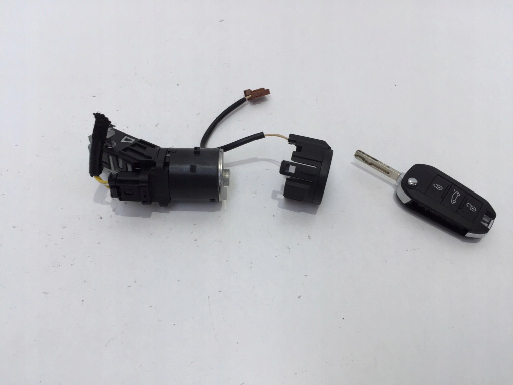 фото №1, Opel corsa f 2021 замок запалювання ключів котушка 9663123380