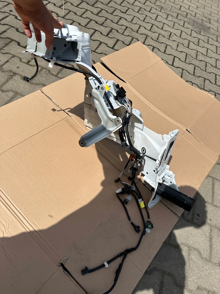 фото №5, Toyota yaris iv чверть чверть права лонжерон