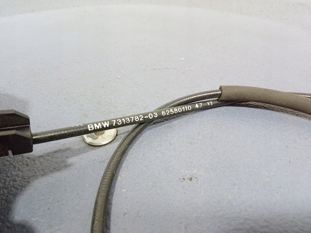 фото №6, Bmw 3 f30 f31 f32 кронштейн трос тягa капот eu 7221913 7313782