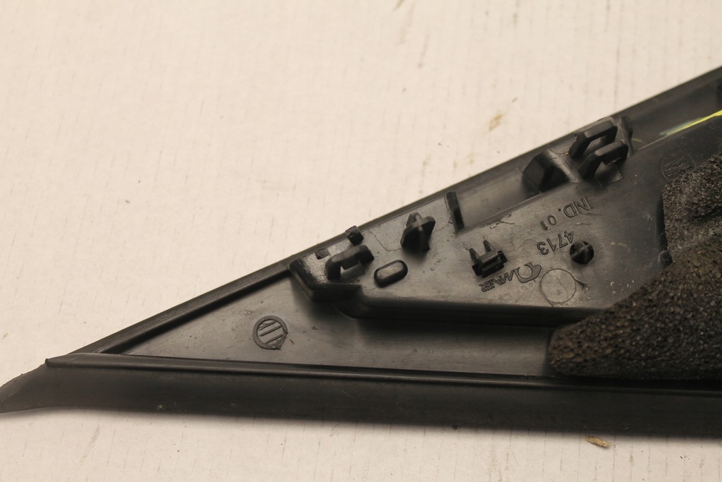 фото №8, Треугольник заглушка крыла левый перед peugeot 3008