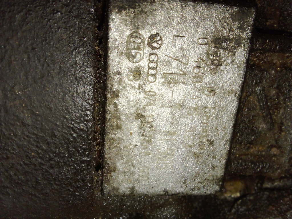 Vw t4 2.5 дизель насос упорскування 0460415983 l714-1 b15005 074130115b b00 Доставка