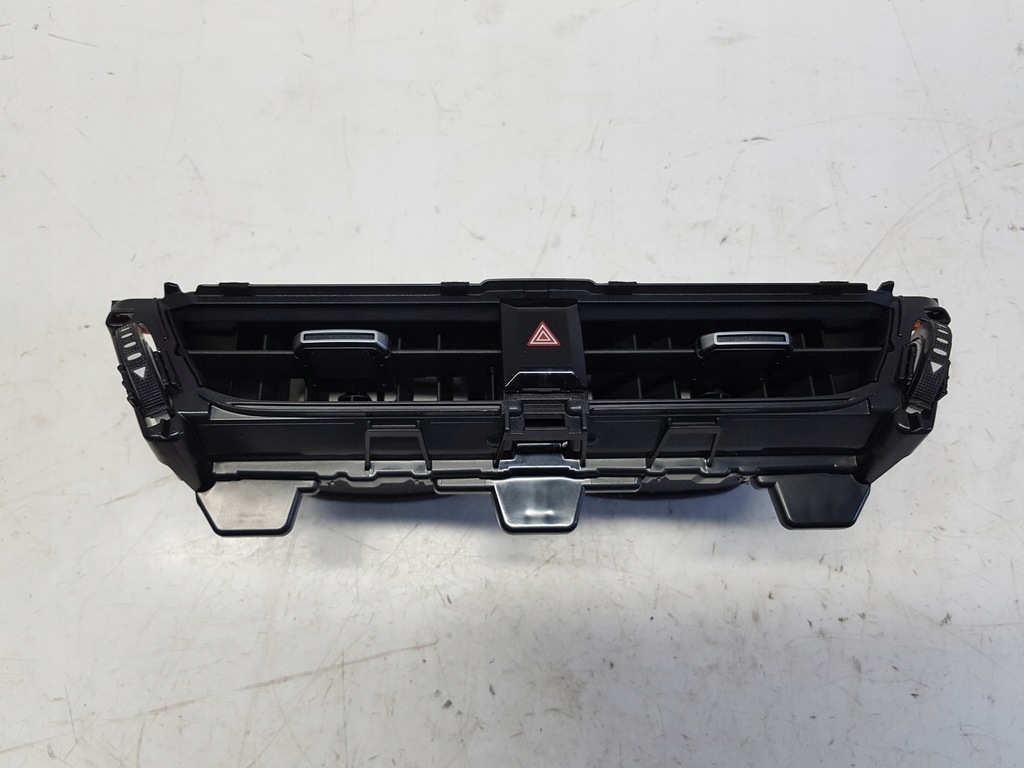 фото №1, Toyota corolla e21 решётка обдув средняя