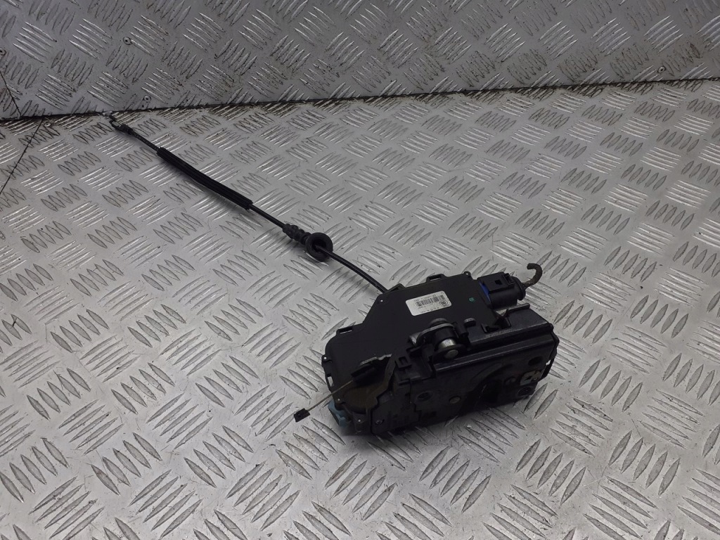 фото №1, Замок дверь правый задняя skoda octavia ii 6pin 7l0839015d