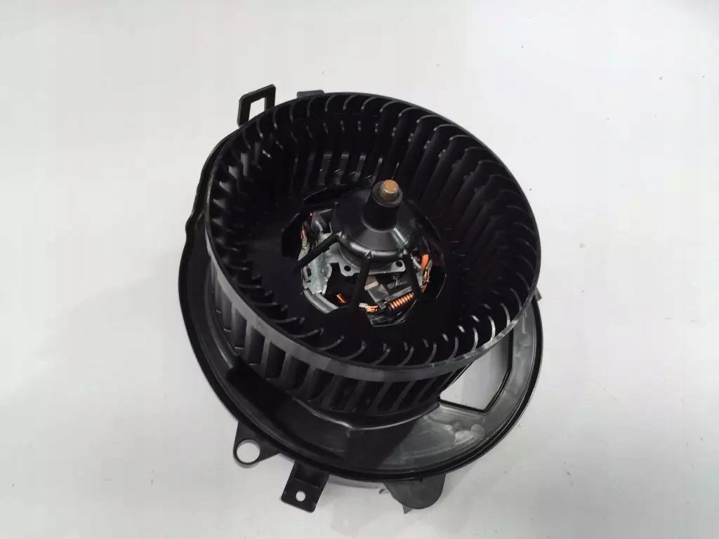 фото №1, Audi q3 83a f3 2019 вентилятор вентилятор 5q2819021c