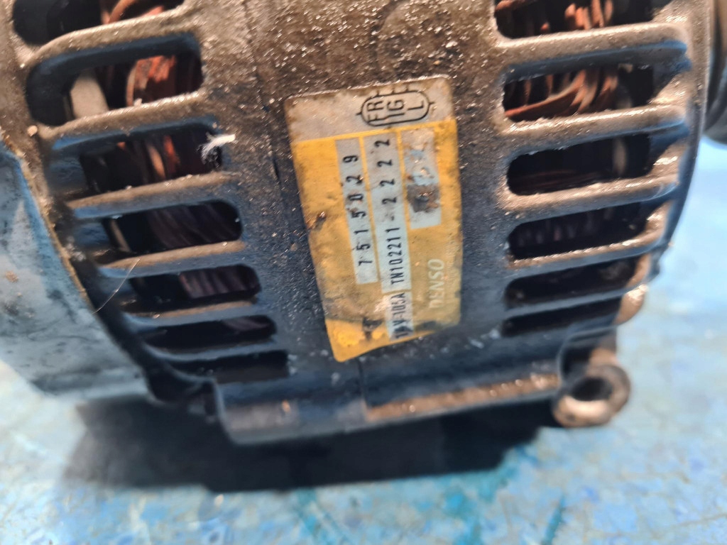 Mini one 1 r50 1.6b генератор 7515029 Доставка