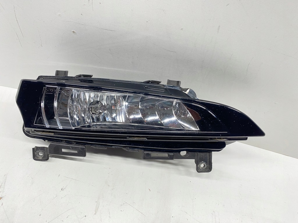 фото №1, Лампа противотуманная противотуманная фара правый skoda scala 657 2019-