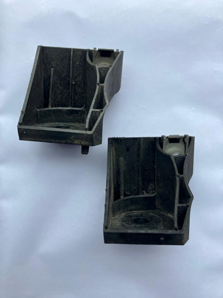 фото №1, Кронштейн лампы левый перед scenic iii