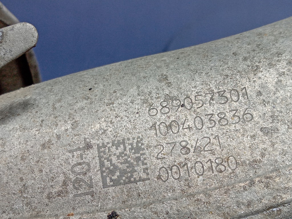 фото №5, Bmw ix i20 поворотний кулак ліва перед передня важелі ступиця 6890573