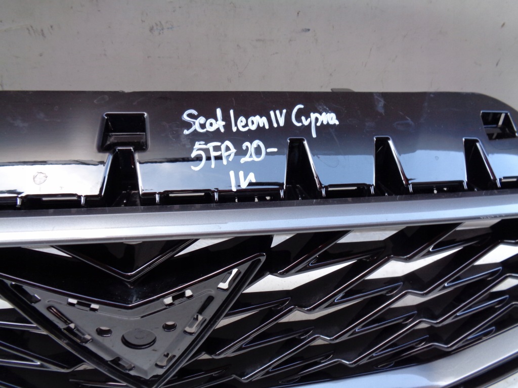 фото №4, Решётка радиатора решётка радиатора seat leon iv cupra 5fa 20-