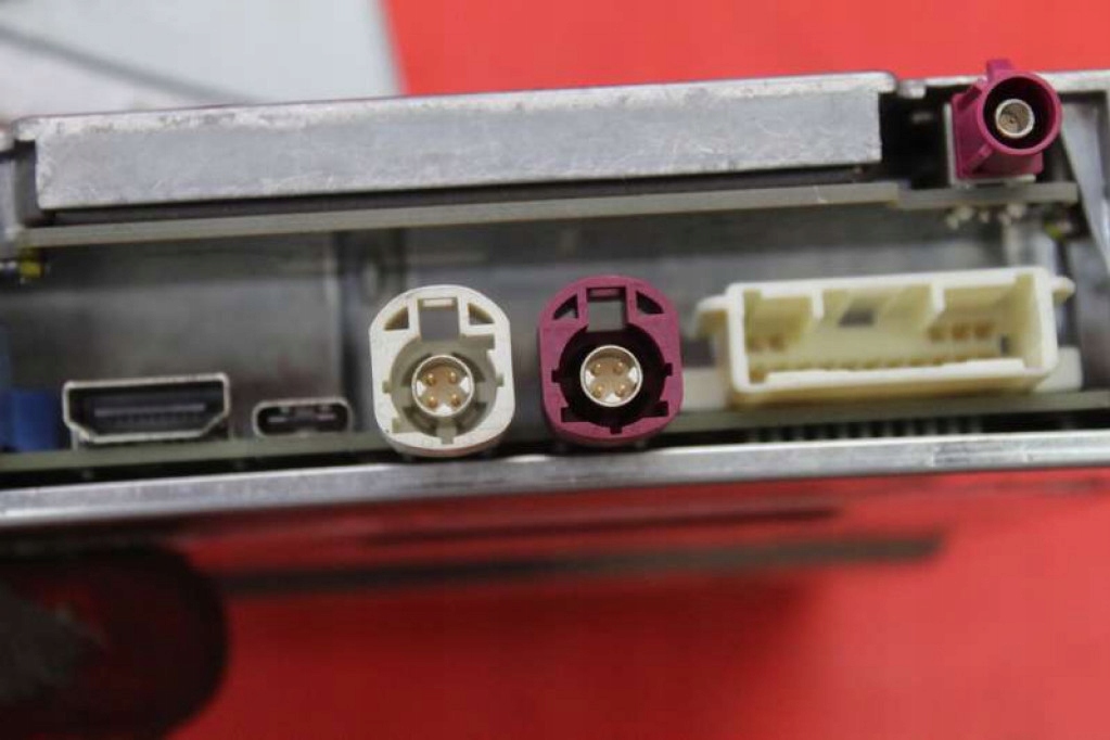 Блок управления модуль autopilota p1655000-00-f tesla s performance рестайлинг  16-21 Цена