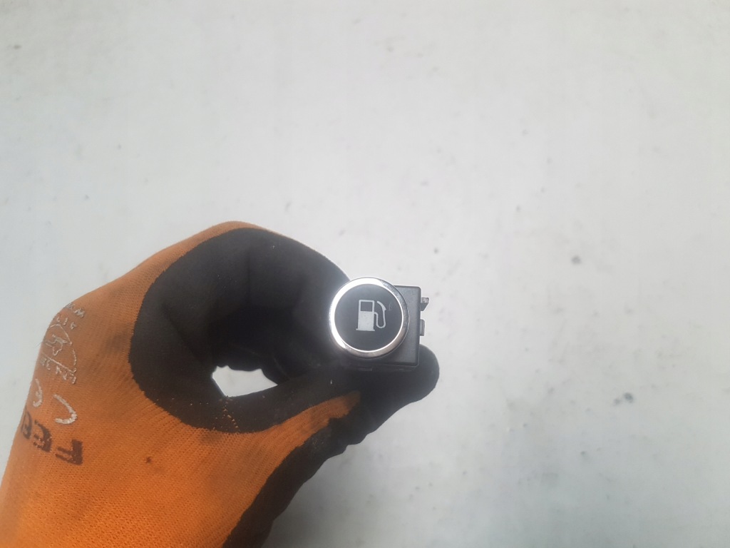 фото №1, Grand cherokee wk2 lift переключатель крышка заливной