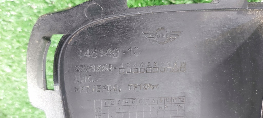 фото №3, Mini cooper s r55 r56 r57 решётка бампера средняя