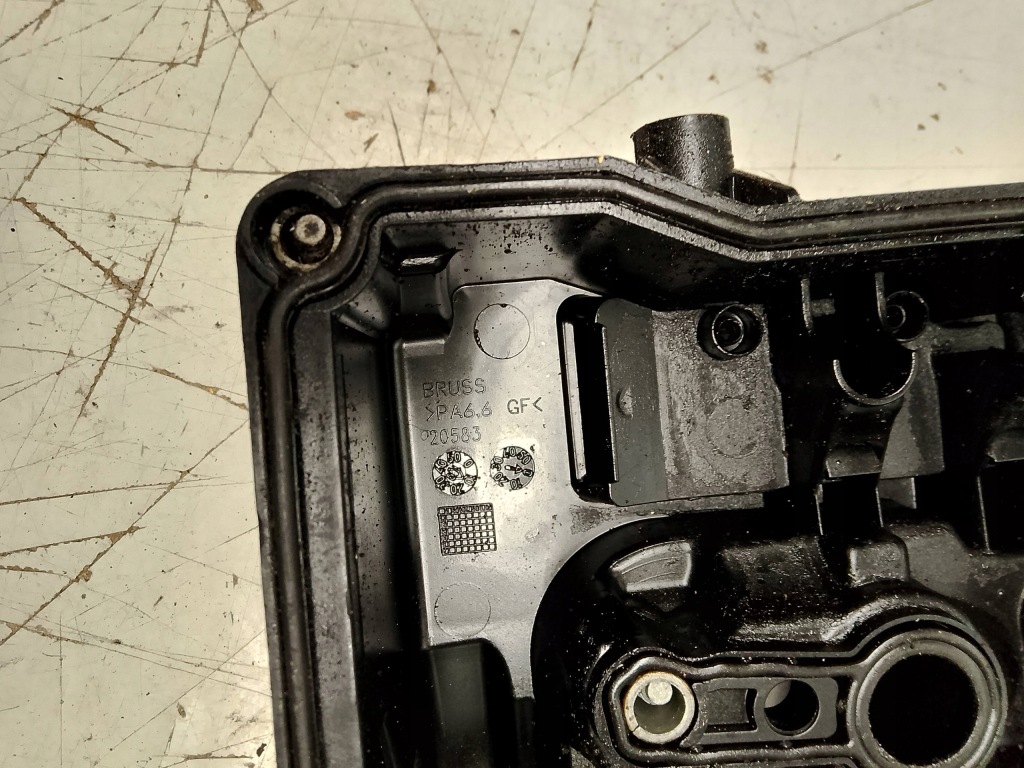 Bmw f10 f20 кришка клапанів 1112857082901 Ціна