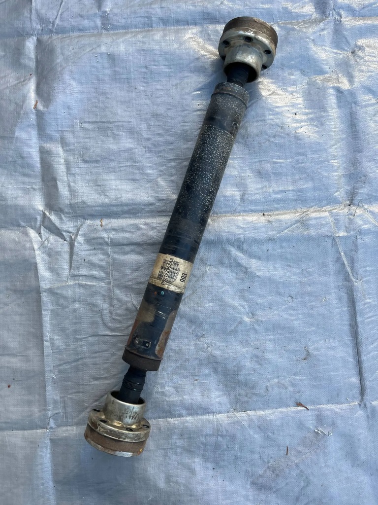 Купить Jeep grand cherokee wk2 wał приводной 3.6 p52123993aa