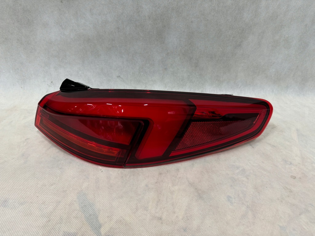 фото №1, Bmw 2 f44 gran coupe лампа задняя правая led europa