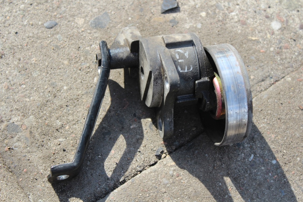 фото №1, Натяжитель ремень генератора avensis verso corolla verso rav 4 ii 2.0 d4d 1cd