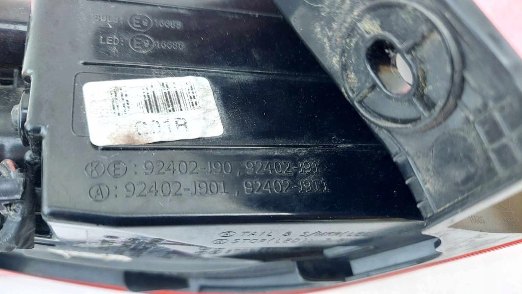 фото №5, Hyundai kona 16- лампа права задня задня 1565