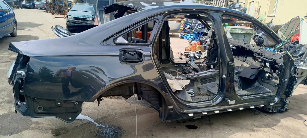 фото №4, Audi a6 c7 sedan крышка заливной топлива