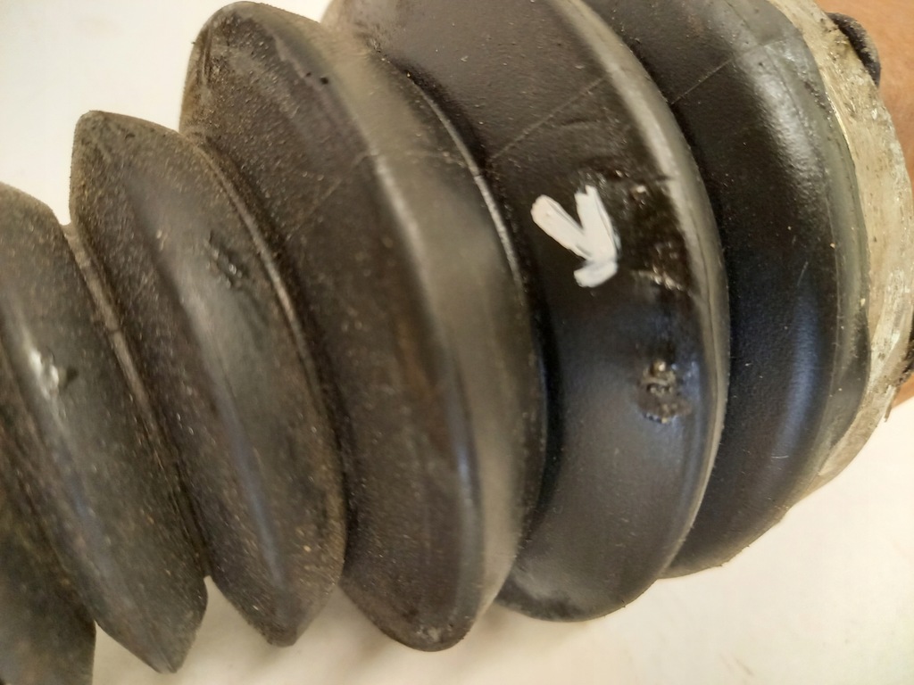 фото №5, Привідний вал права renault megane iv 1,3 tce 391009996r