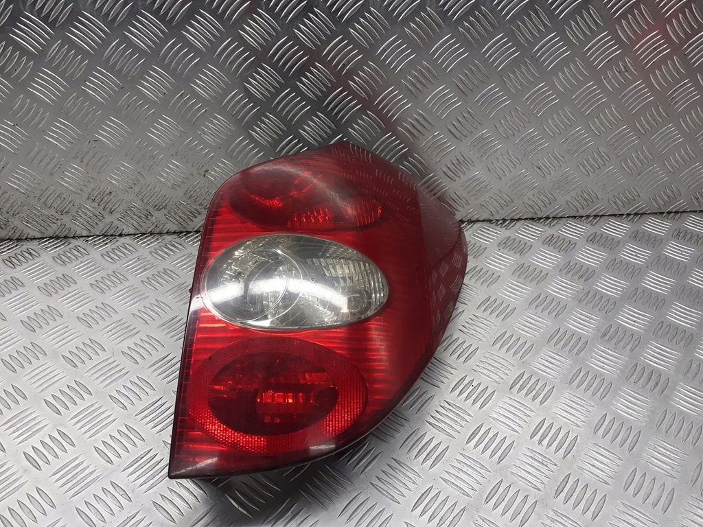 фото №1, Лампа правий задня renault laguna ii 8200002472