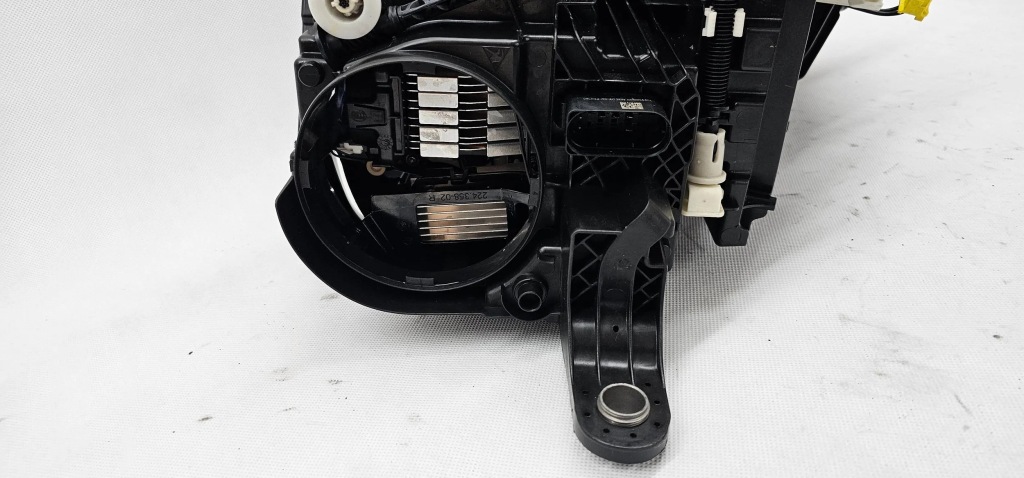 фото №13, Mercedes mb gls w167 лампа перед права full led fv