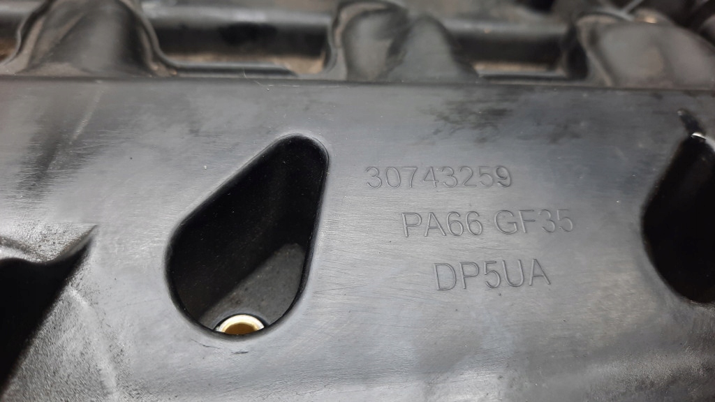 фото №8, Кришка клапанів volvo s60 xc70 xc90 v70 iii 2.4d 30743259