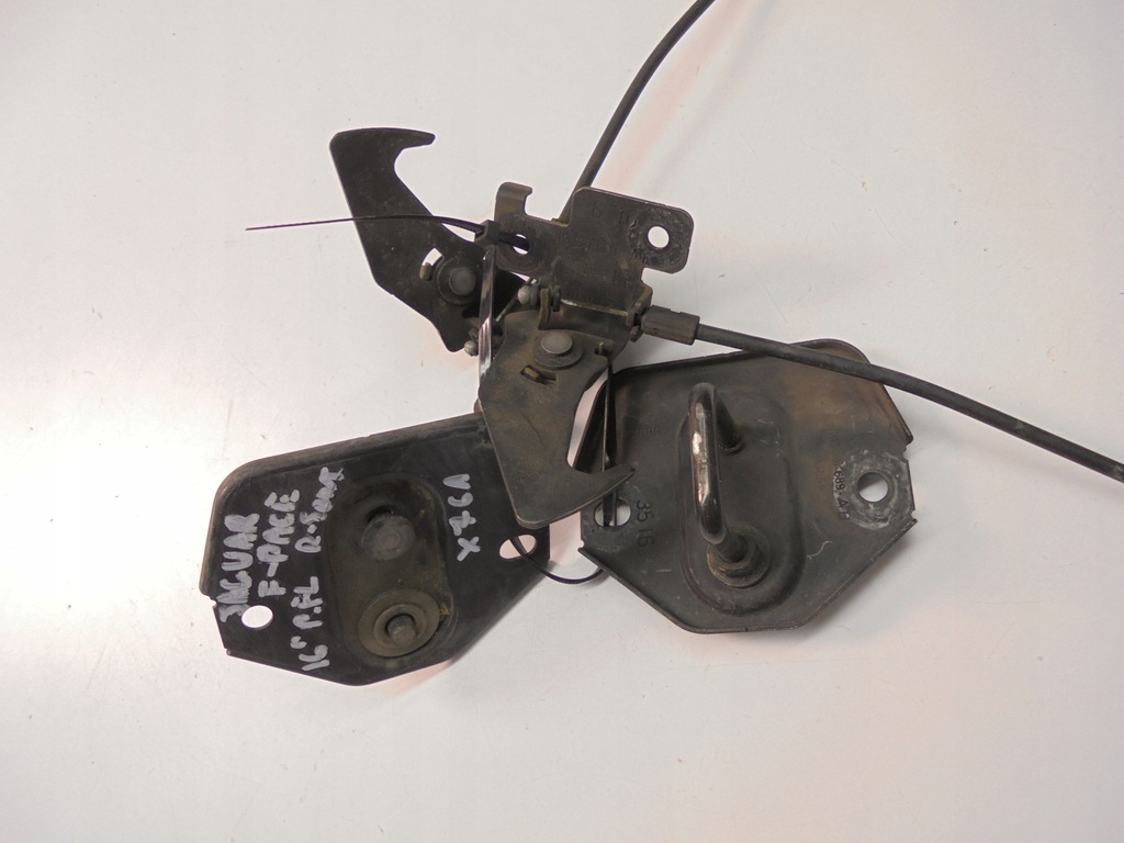 фото №2, Замок капот трос jaguar f-pace x761 r-sport 2.0 дизель 2016 rok