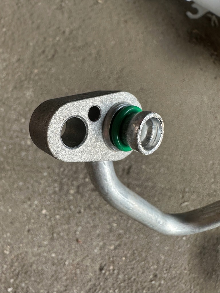 фото №4, Kia pro ceed шланг кондиционера 1,5 t