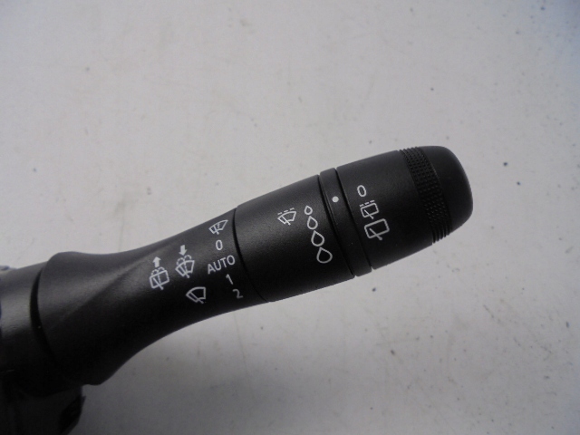 фото №2, Переключатель комбинированный renault clio v 19-