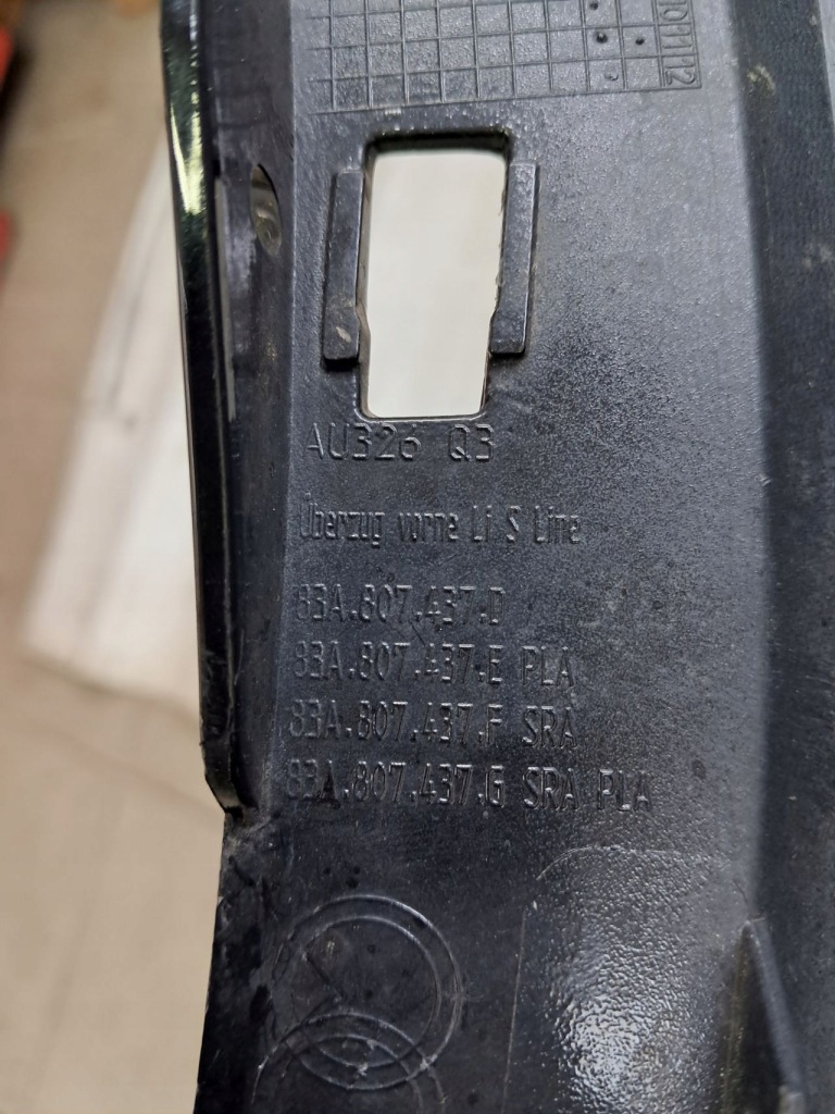 Левая уголок бампера audi q3 s-line 83a807437d 437e 437f 437g решётка в Украине