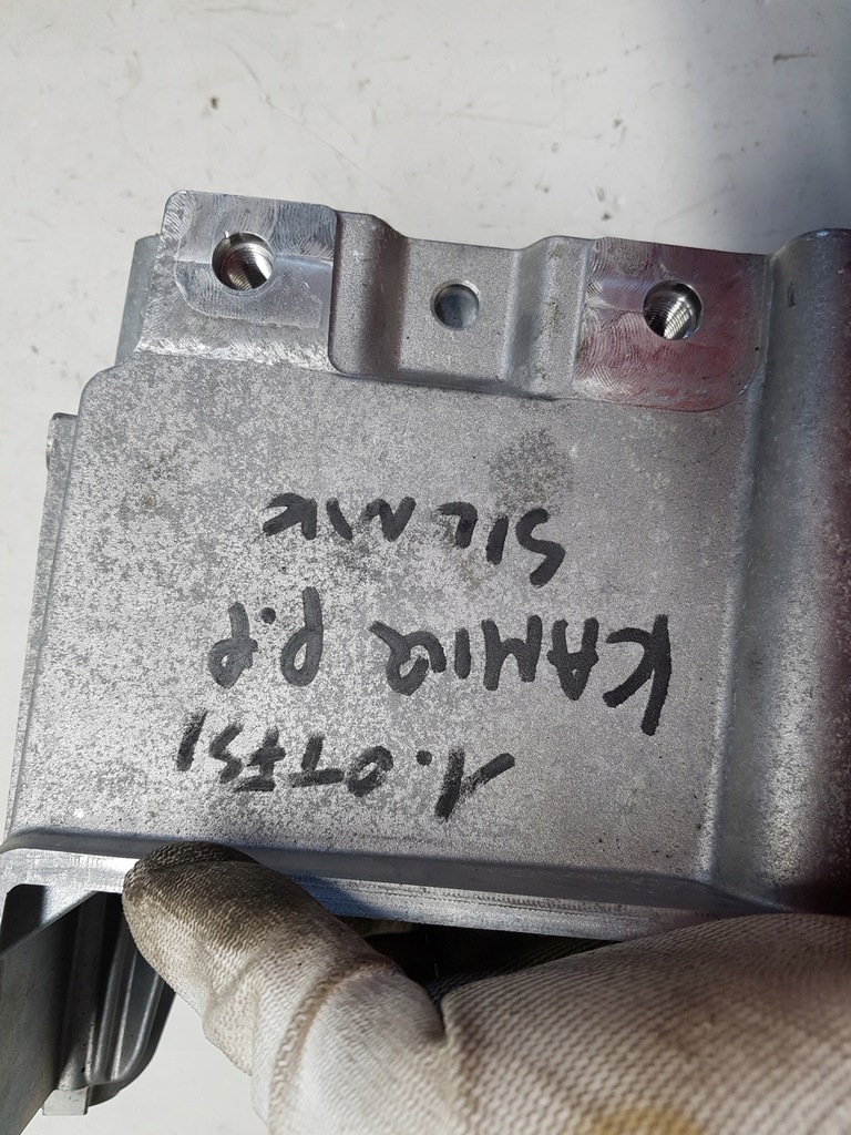 фото №6, Skoda kamiq кронштейн двигателя правая 05c199207