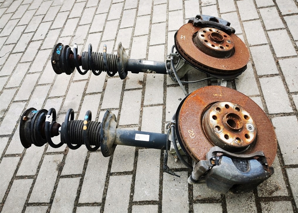 фото №3, Audi q2 vw t-roc mcperson правый перед kompletny