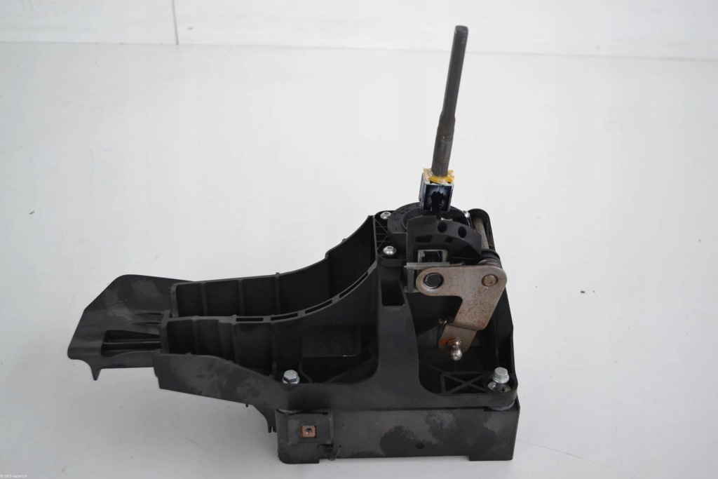 фото №1, Opel insignia a 2009 домкрат переключения передач / верхний