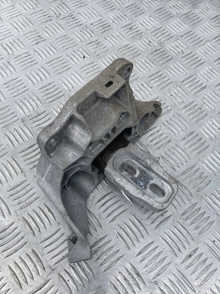 фото №1, Кронштейн подушка коробки передач ds3 crossback 1.2 thp