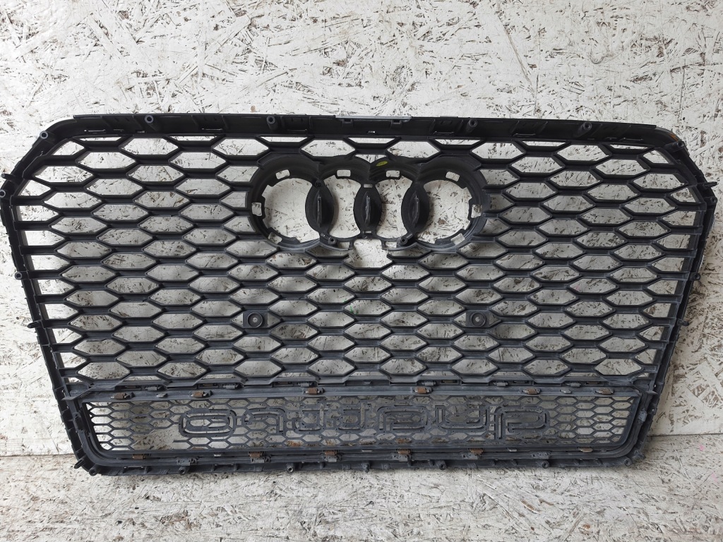 Решётка  радиатора решётка радиатора audi rs6 4g0 15-18 Недорого