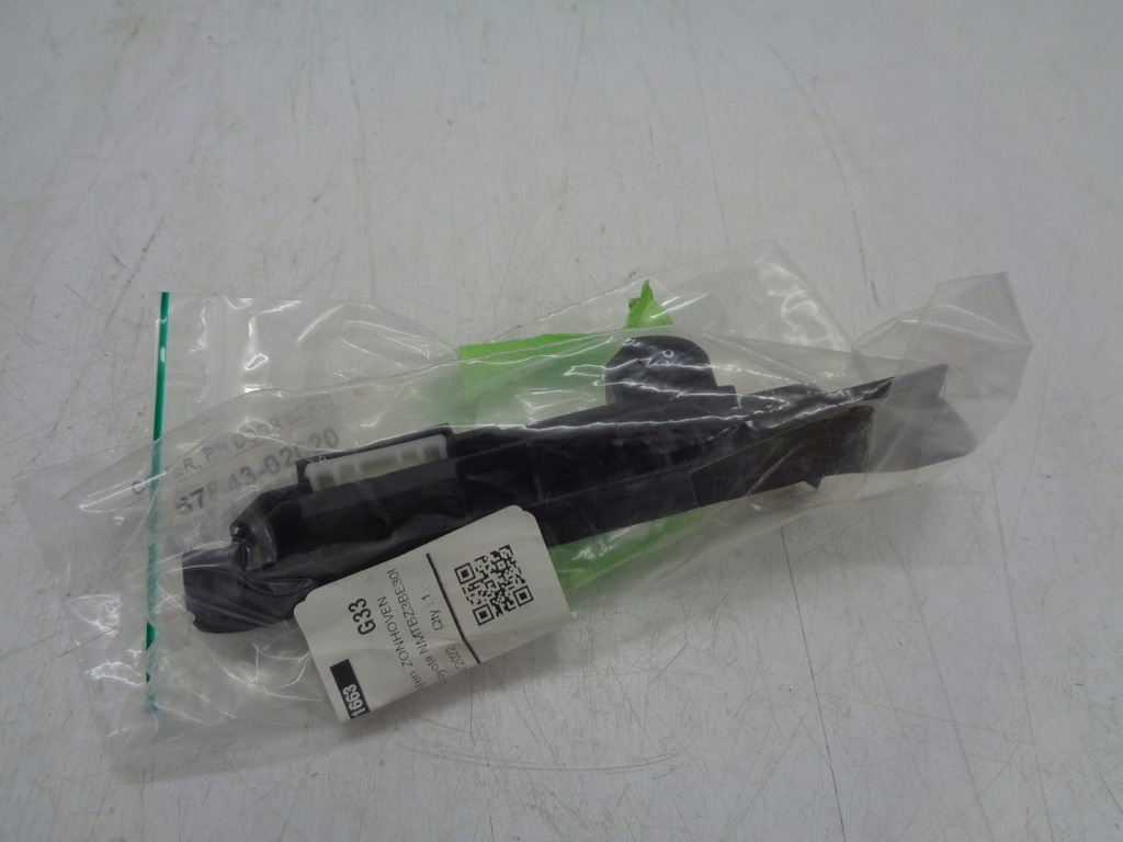 фото №1, Toyota corolla часть wew. дверь задних левых