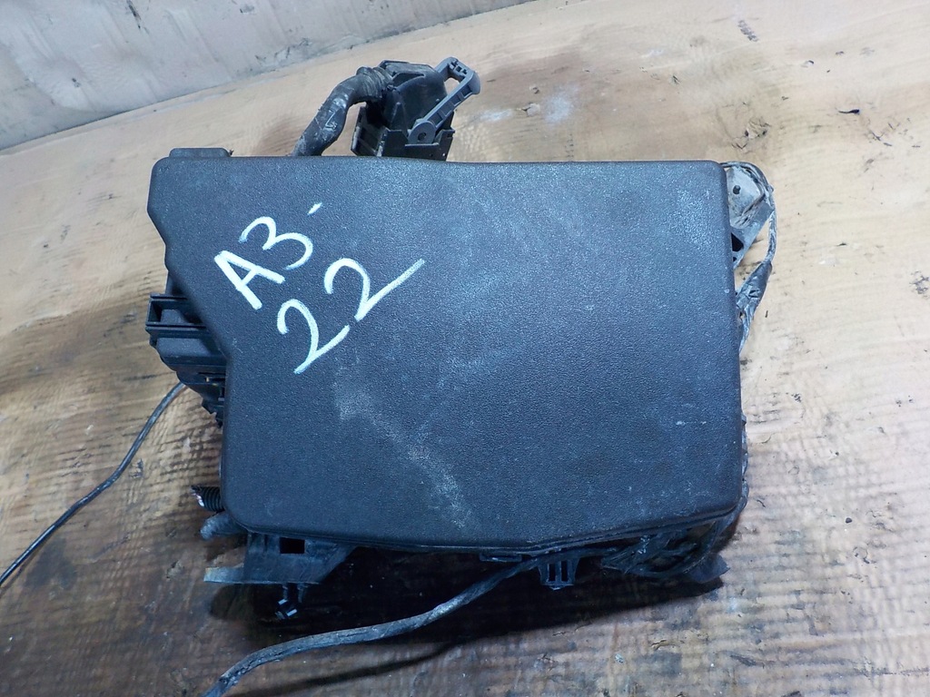 фото №1, Avensis iii коробка запобіжників