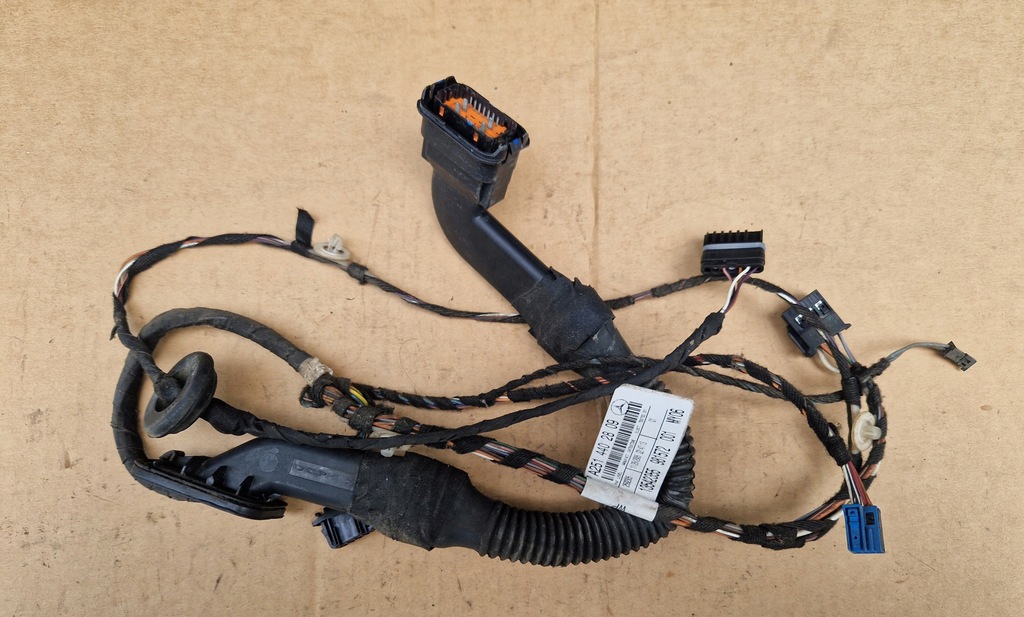 фото №1, Mercedes r w251 электропроводка дверь стекло левый задняя a2514402809 13542355