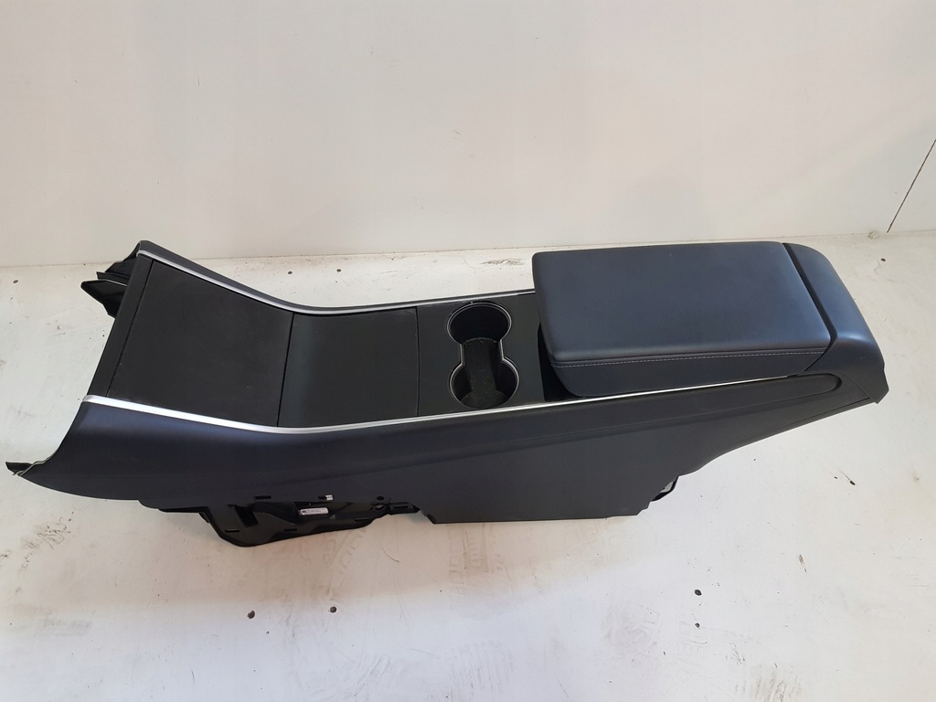 фото №1, Tesla 3 тунель середній