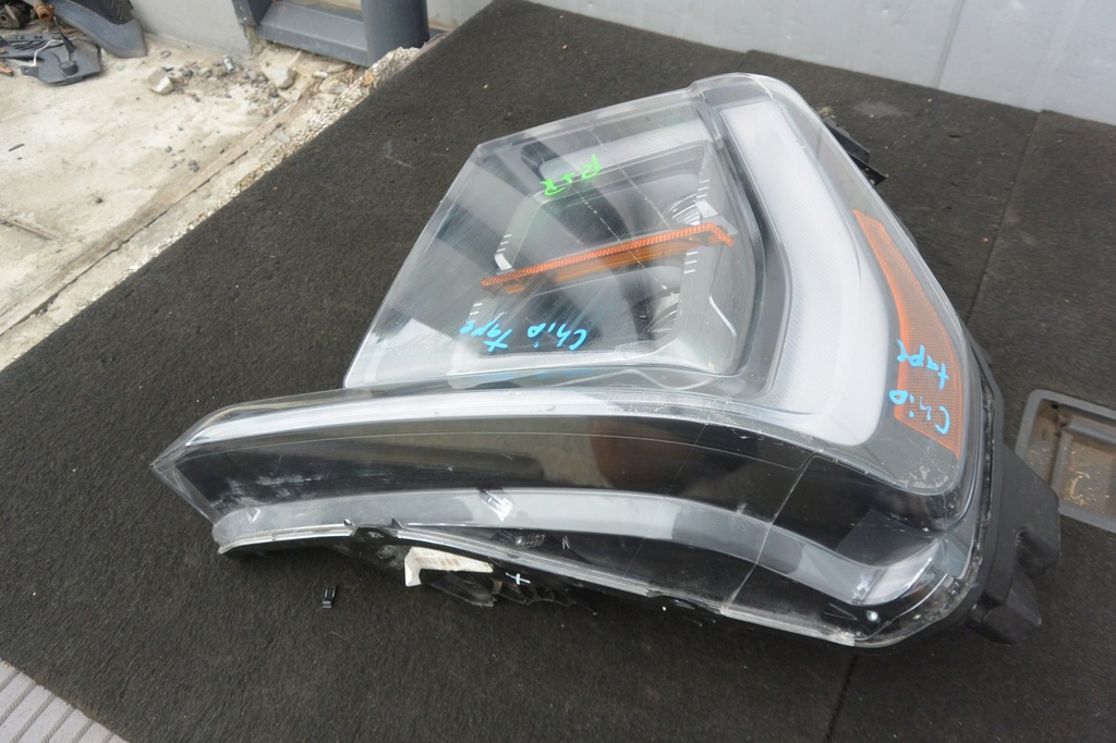 фото №3, Лампа фара права led ford f150 21- r